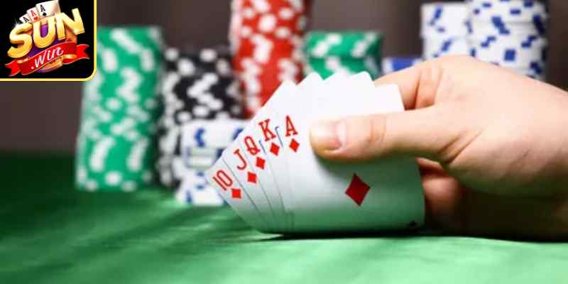 Game Bài Royal – Trò Chơi Đỏ Đen Đổi Thưởng Cực Thú Vị 2 Game bài Royal với quy trình đặt cược cho người mới